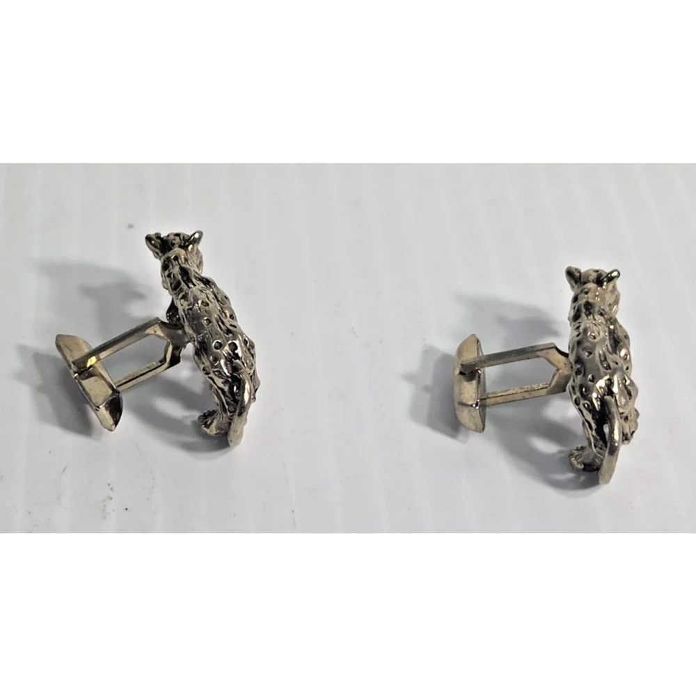 Vintage Signed SWANK Goldtone Leopard Cufflinks 1.5